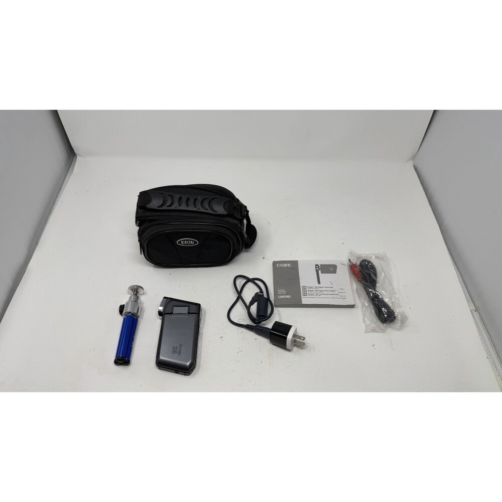 Coby Snapp Camcorder CAM5005 5MP With Case